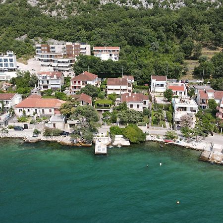 Montenegro Apartments - Private Beach Kotor Exteriör bild
