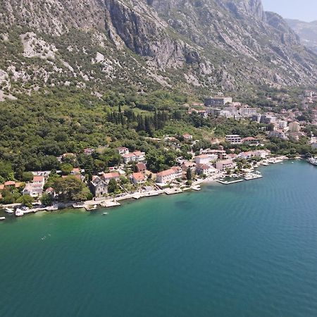 Montenegro Apartments - Private Beach Kotor Exteriör bild